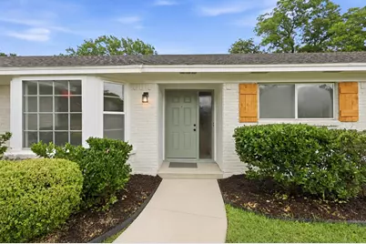 2112 Stonegate Drive N, Bedford, TX 76021 - Photo 4