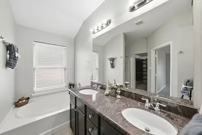 4521 Lakeside Hollow Street, Fort Worth, TX 76262 - Photo 26