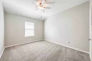 4521 Lakeside Hollow St, Fort Worth, TX 76262 - Photo 24