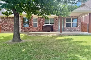 4521 Lakeside Hollow St, Fort Worth, TX 76262 - Photo 10