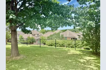 4521 Lakeside Hollow Street, Fort Worth, TX 76262 - Photo 2