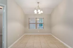 4521 Lakeside Hollow St, Fort Worth, TX 76262 - Photo 8