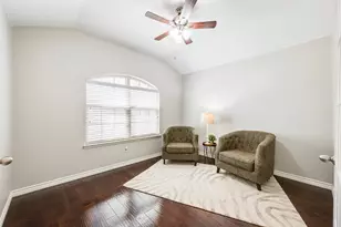 4521 Lakeside Hollow St, Fort Worth, TX 76262 - Photo 4