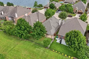 4521 Lakeside Hollow St, Fort Worth, TX 76262 - Photo 8