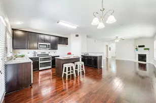 4521 Lakeside Hollow St, Fort Worth, TX 76262 - Photo 10
