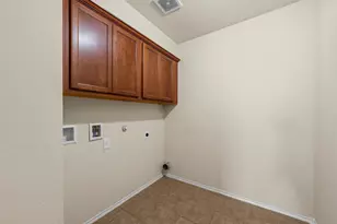 6532 Crystal Ct, Waco, TX 76712 - Photo 14