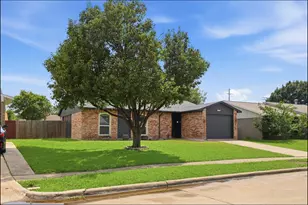 5216 Young Dr, The Colony, TX 75056 - Photo 2