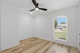 5216 Young Dr, The Colony, TX 75056 - Photo 16