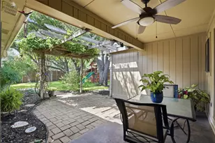 2247 Valley Mill, Carrollton, TX 75006 - Photo 28