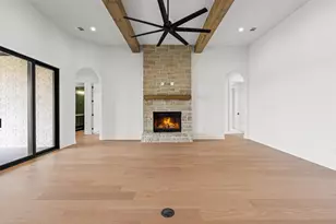 241 Martin Dr, Granbury, TX 76049 - Photo 10