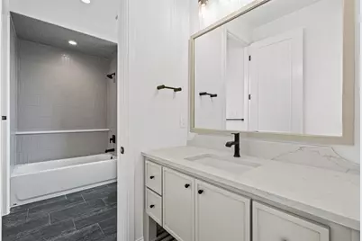 241 Martin Drive, Granbury, TX 76049 - Photo 36
