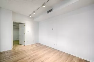 5200 Keller Springs Rd, Dallas, TX 75248 - Photo 24