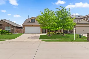 2103 Meadow Park Dr, Princeton, TX 75407 - Photo 2
