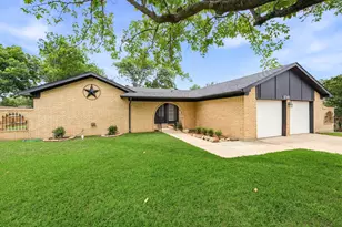 6748 Greenacres Dr, North Richland Hills, TX 76182 - Photo 1