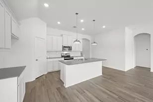 7716 Gatevine Ave, Joshua, TX 76058 - Photo 2