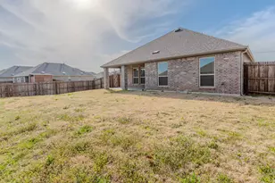 2902 Trusting Wy, Aubrey, TX 76227 - Photo 36