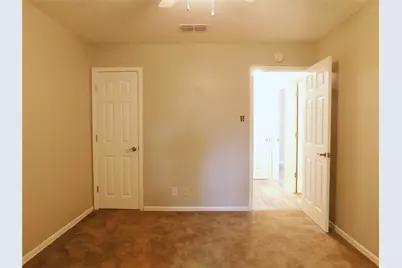 325 W Jones Street, Krum, TX 76249 - Photo 18
