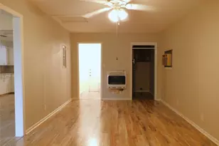 325 W Jones St, Krum, TX 76249 - Photo 20