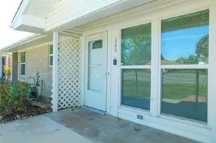 325 W Jones St, Krum, TX 76249 - Photo 6