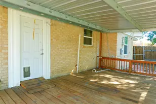 325 W Jones St, Krum, TX 76249 - Photo 24