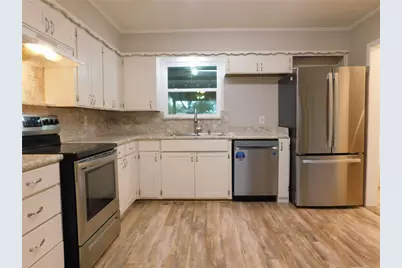 325 W Jones Street, Krum, TX 76249 - Photo 12