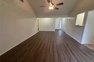 5604 Fireside Dr, Arlington, TX 76016 - Photo 4