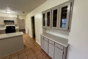 5604 Fireside Dr, Arlington, TX 76016 - Photo 10