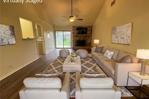 5604 Fireside Dr, Arlington, TX 76016 - Photo 2