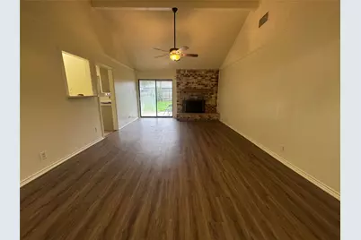 5604 Fireside Drive, Arlington, TX 76016 - Photo 2