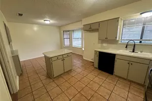 5604 Fireside Dr, Arlington, TX 76016 - Photo 8