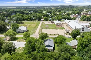 145 E Denmark St, Walnut Springs, TX 76690 - Photo 38