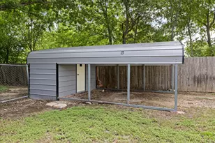 145 E Denmark St, Walnut Springs, TX 76690 - Photo 14