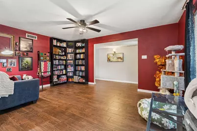 4720 Jennings Drive, The Colony, TX 75056 - Photo 4