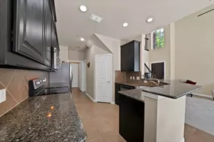 1946 Sherburne St, Lewisville, TX 75067 - Photo 10