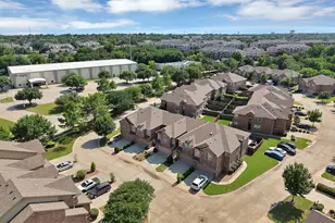 1946 Sherburne St, Lewisville, TX 75067 - Photo 36