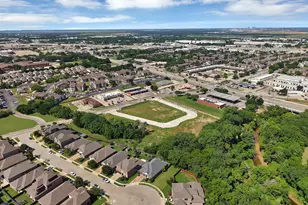 1946 Sherburne St, Lewisville, TX 75067 - Photo 40