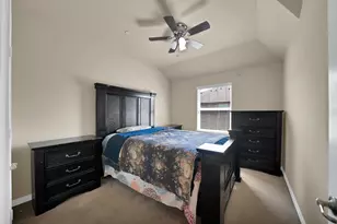 1946 Sherburne St, Lewisville, TX 75067 - Photo 26