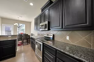 1946 Sherburne St, Lewisville, TX 75067 - Photo 14