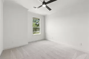1130 E Landings N, Granbury, TX 76049 - Photo 34