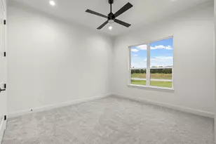 1130 E Landings N, Granbury, TX 76049 - Photo 36