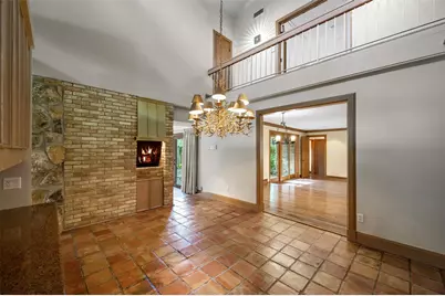 3909 Courtshire Drive, Dallas, TX 75229 - Photo 10