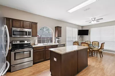 1552 Dublin Circle, Grapevine, TX 76051 - Photo 4