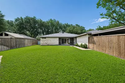 149 N Spring Creek Drive, Richardson, TX 75081 - Photo 30