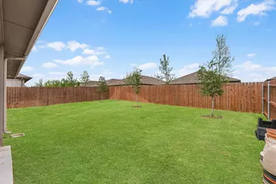 513 Derby Lane, Springtown, TX 76082 - Photo 24