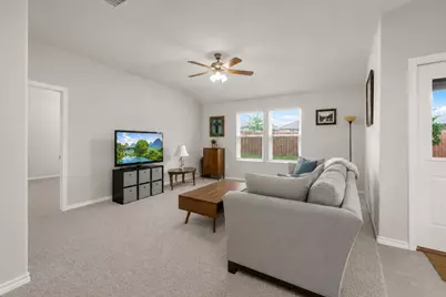 513 Derby Lane, Springtown, TX 76082 - Photo 8