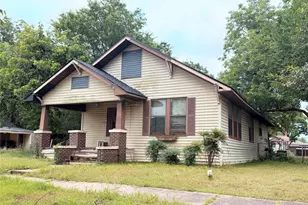 822 E Commerce St, Mexia, TX 76667 - Photo 2