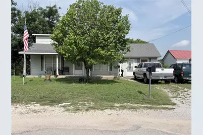 403 N Reagan Street, Hamilton, TX 76531 - Photo 2