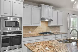 2828 Dancing Flame Dr, Denton, TX 76201 - Photo 12