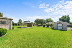 2828 Dancing Flame Dr, Denton, TX 76201 - Photo 32