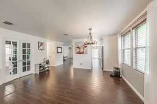 337 Snapdragon Ct, Burleson, TX 76028 - Photo 10